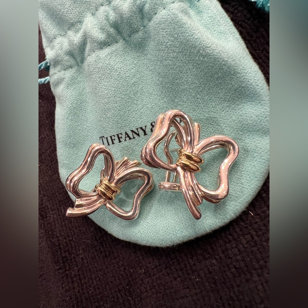 Tiffany & Co. Sterling Silver & 18k Gold Bow Earrings – Vintage Polished